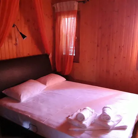 Διαμέρισμα Wooden Nest *